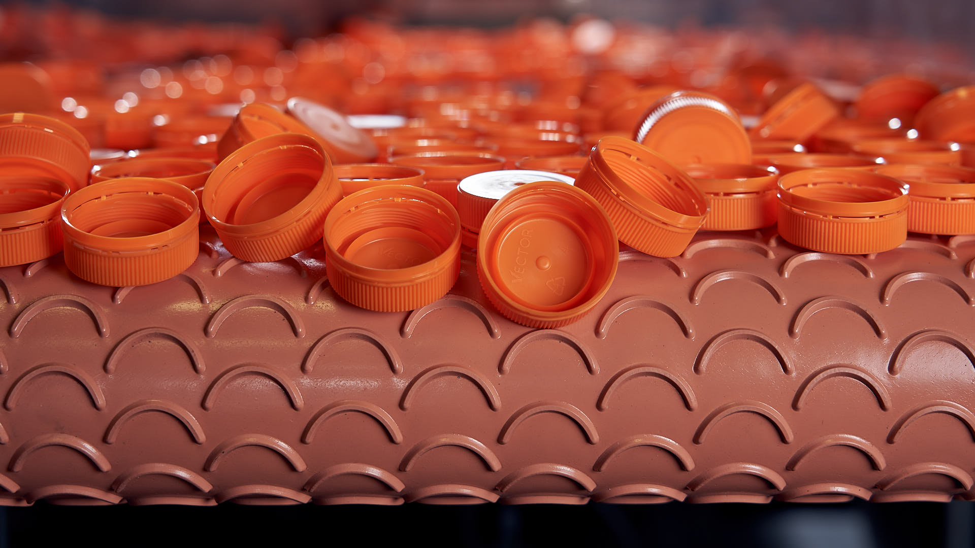 plastic-lids-food&beverage