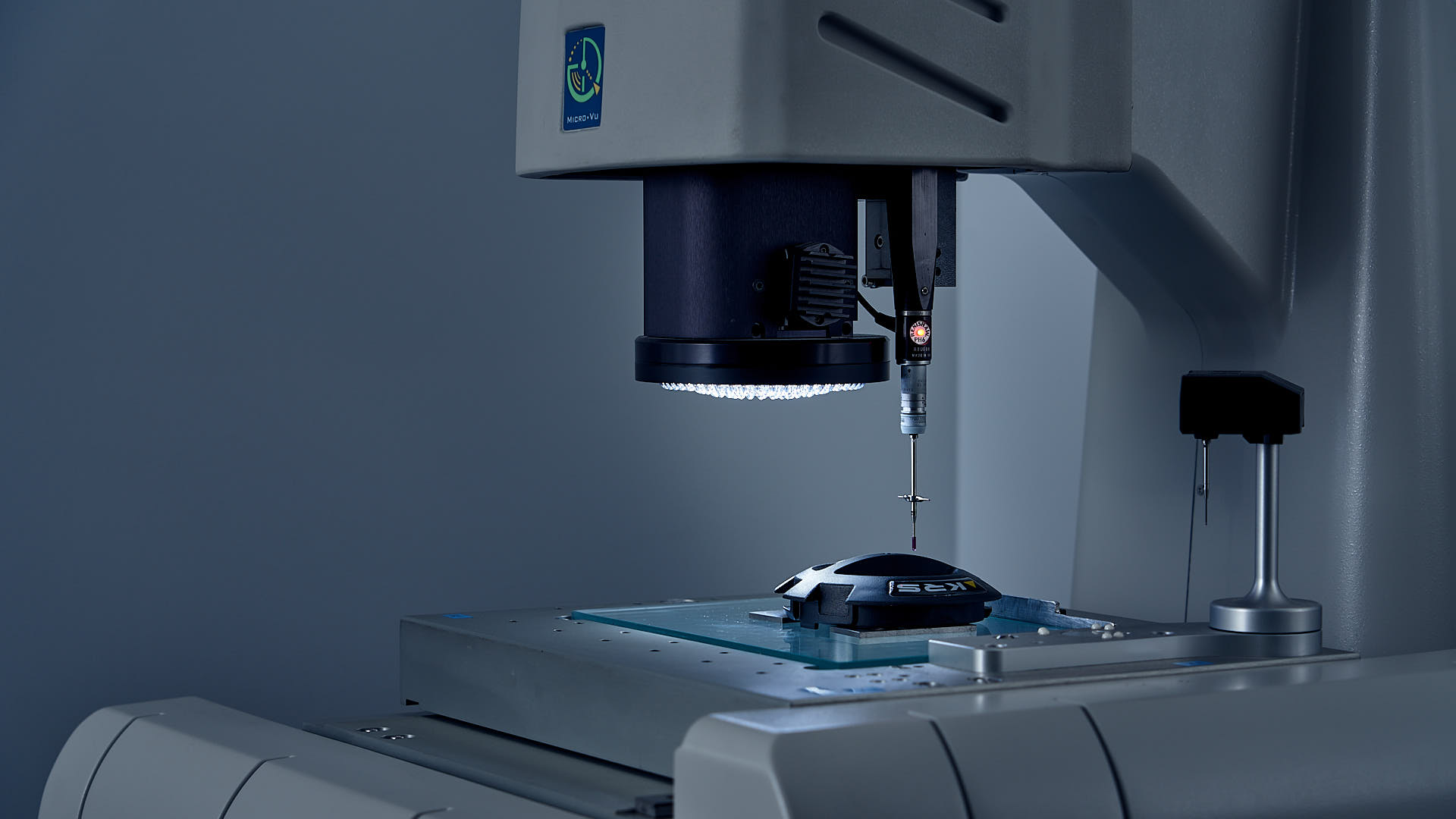 cmm-coordinate-measuring-machine